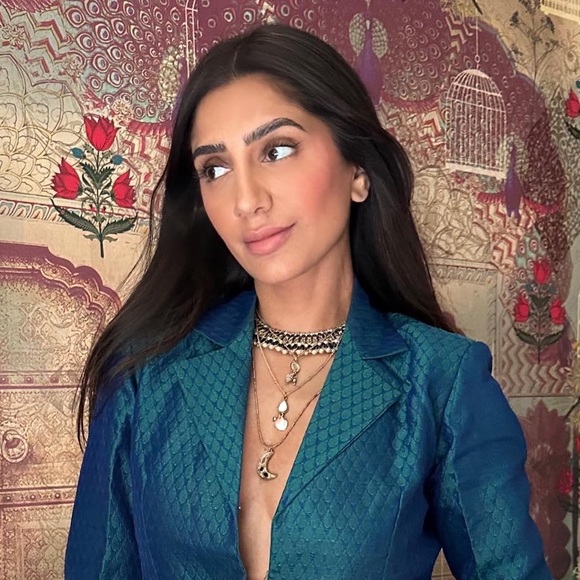 megha524